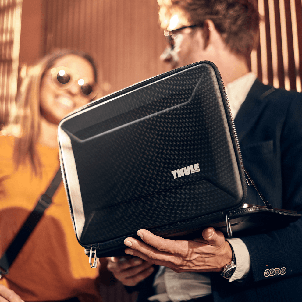 Thule Gauntlet Macbook Pro Sleeve 16" Softgoods
