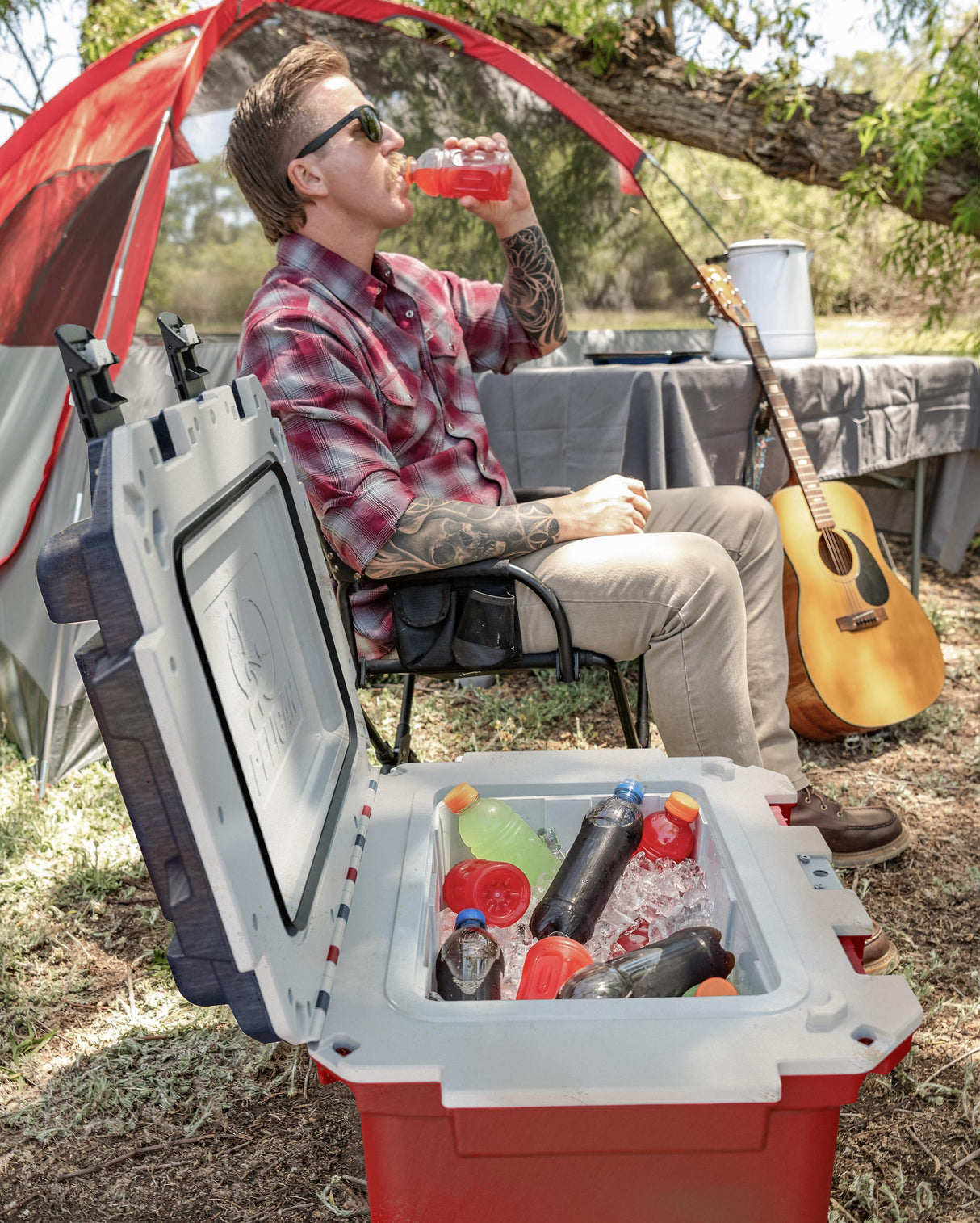 PELICAN 30QT Elite Cooler Camp Kitchen