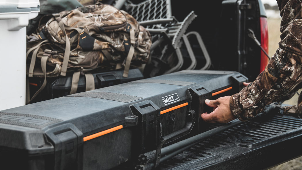 PELICAN V770 Vault Single Rifle Case Cargo Carriers