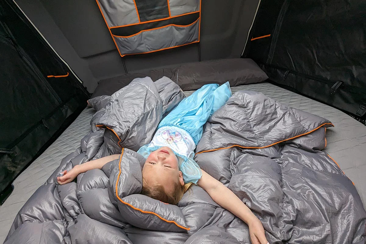 Roofnest Puffy Camp Blanket