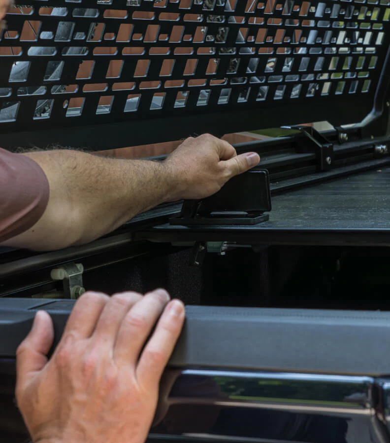 Kuat IBEX Retractable Tonneau Adapter | Fits IBEXA2 (Jeep Gladiator)  | Compatible with Retrax Covers Bed Racks