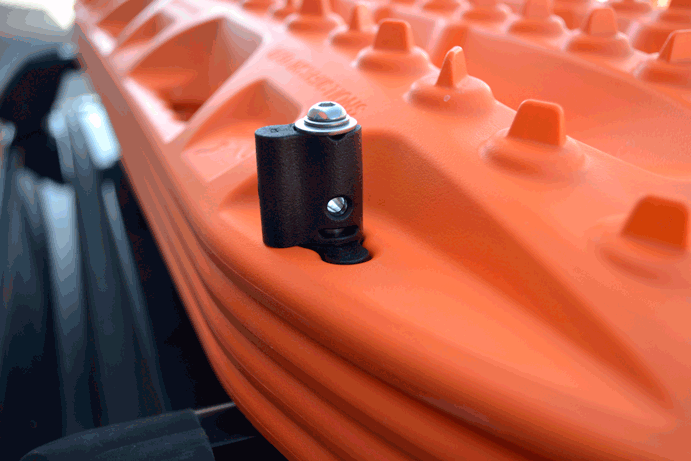 MAXTRAX Mounting Pin Set Recovery Equipment Mount - Modula Racks