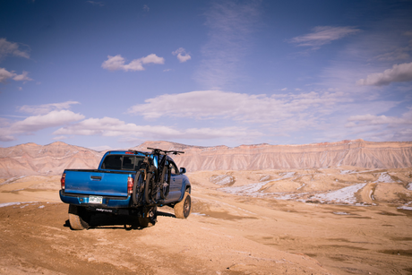 RockyMounts AfterParty Swing Away Platform Hitch Rack Hitch Bike Rack - Modula Racks