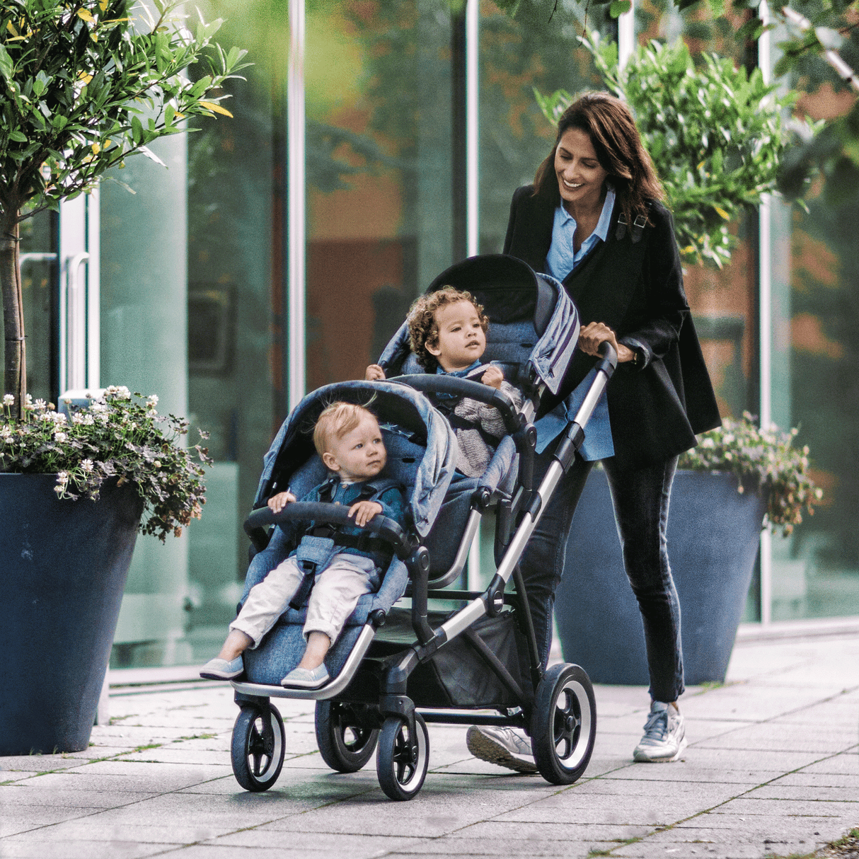 Thule Sleek Sibling Seat Stroller