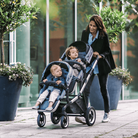 Thule Sleek Sibling Seat Stroller