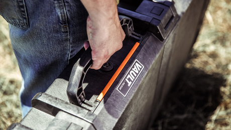 PELICAN V700 Vault Takedown Case Cargo Carriers