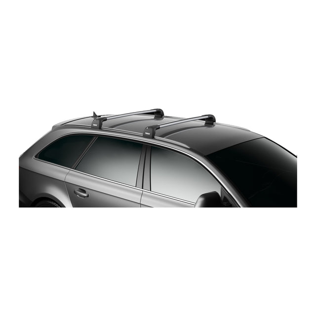 Thule WingBar Edge roof rack in aluminum on flush rails