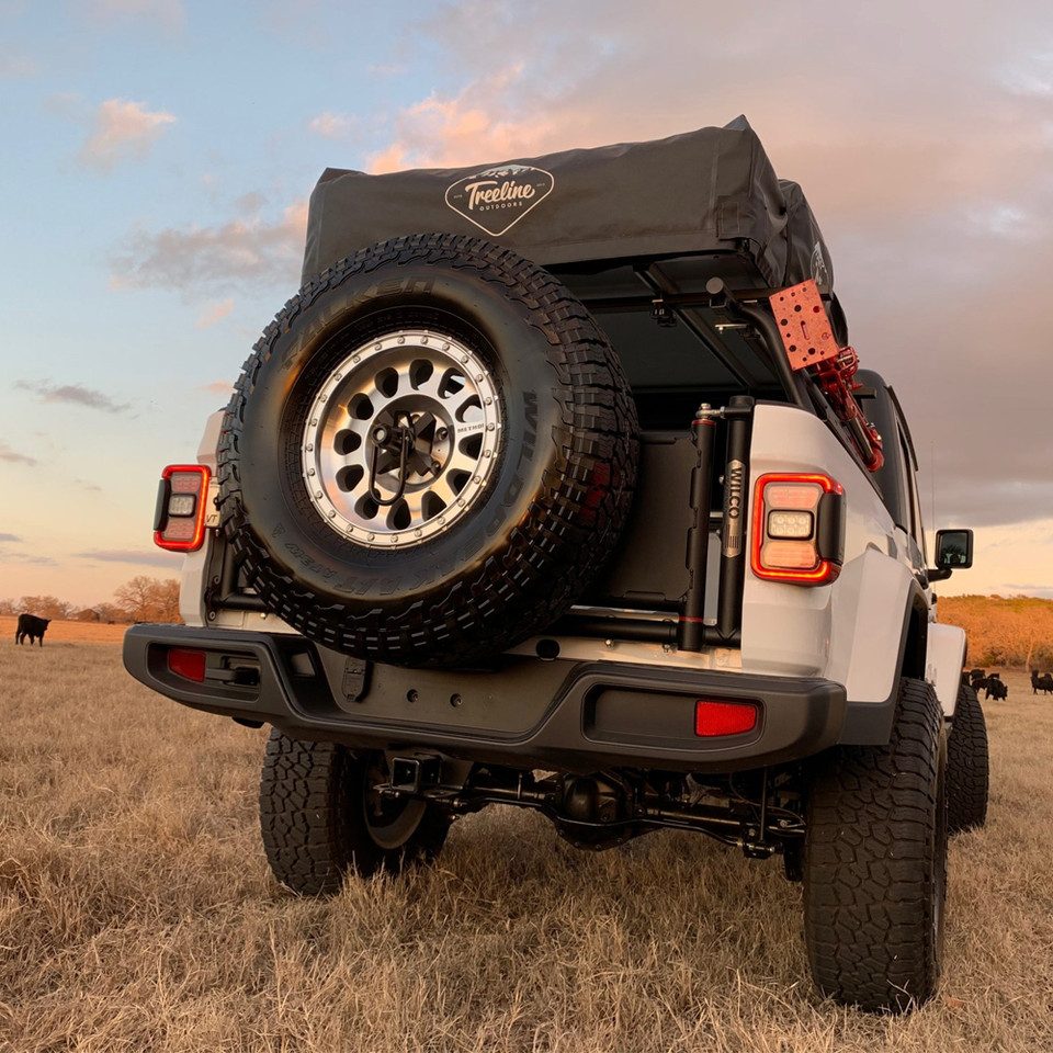 Wilco Offroad Vertical Tiregate  Jeep Gladiator (2019+) Tire Mount - Modula Racks
