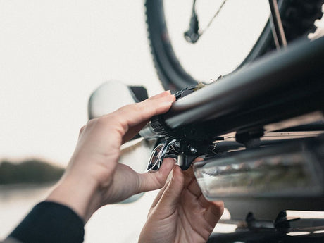 Front Runner Ratcheting Spade/Shovel & Paddle Mount Recovery Equipment Mount - Modula Racks